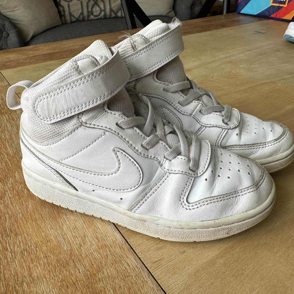 Nike mid court borough Sneakers